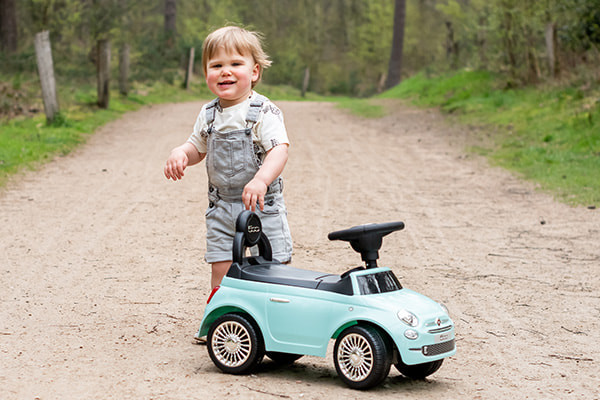 Mees ist 15 Monaten alt und 85 cm groß