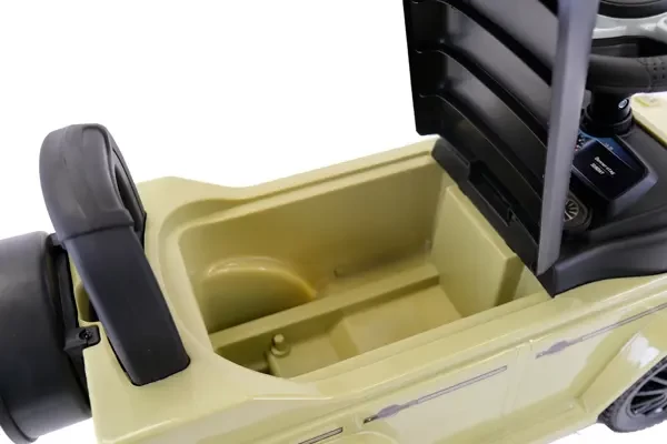 Stauraum unter dem Sitz