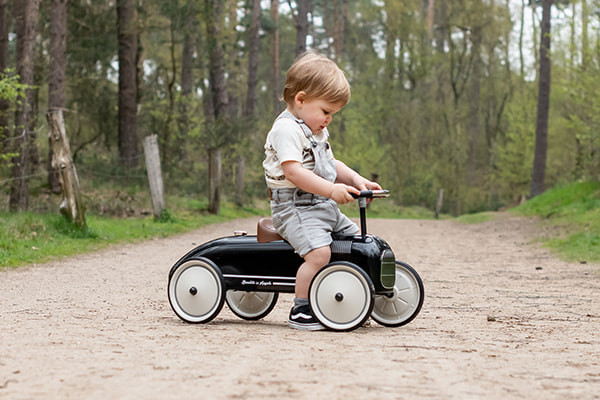 Mees ist 15 Monaten alt und 85 cm groß