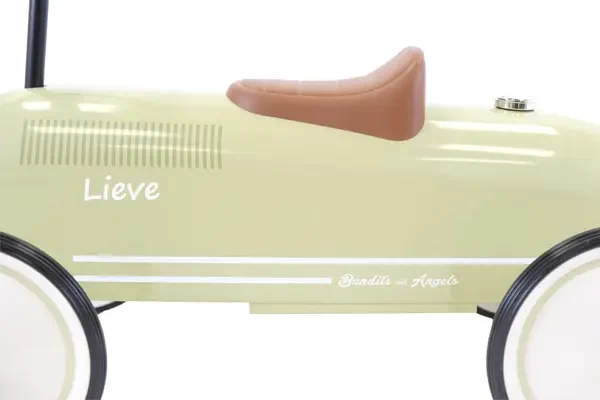 Optional: Namensaufkleber weiß