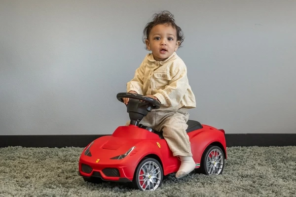 D'lehson ist 1 Jahr und 72 cm groß