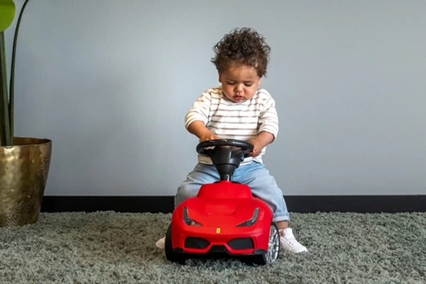 Peppe ist 1 Jahr und 77 cm groß