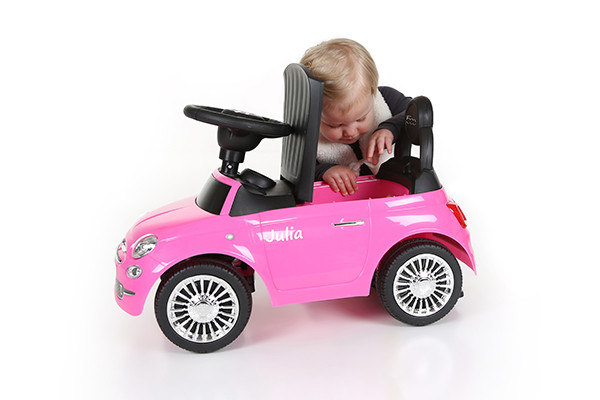 Stauraum unter dem Sitz.