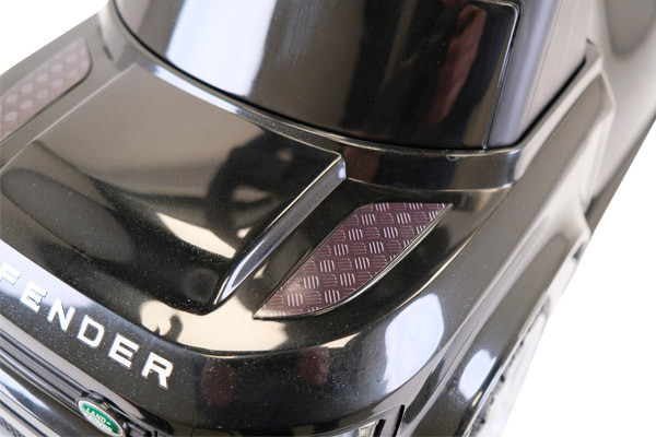 Lackierungsdetails: metallisch