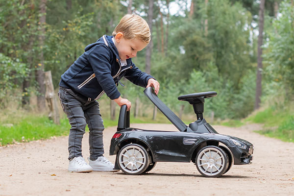 Stauraum unter dem Sitz