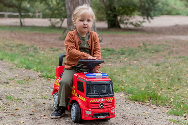 Juul ist 3 Jahre alt und 98 cm groß