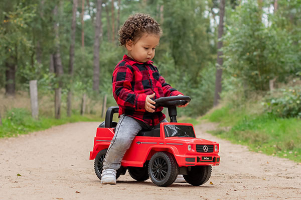 Bora ist 2 Jahre alt und 98 cm groß
