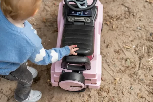 Sitz kann angehoben werden