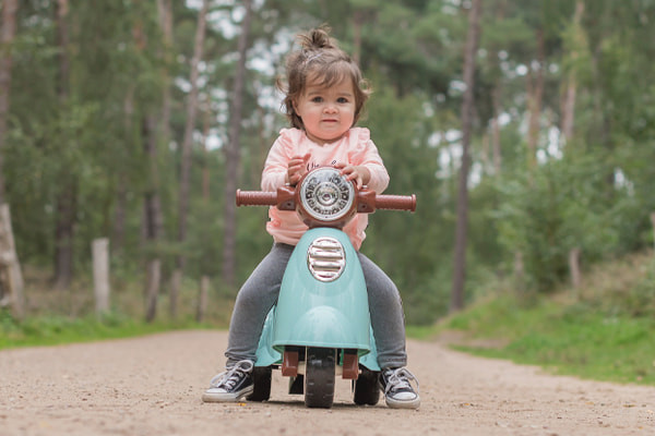 Lizzy ist 15 Monate alt und 76 cm groß