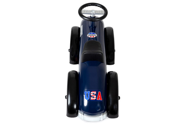 Kunststoff Kotflügel, Retro Lenkrad und  Gummireifen.