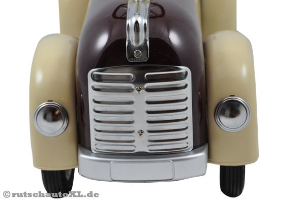 Der Kühlergrill des Baghera Chocolat.