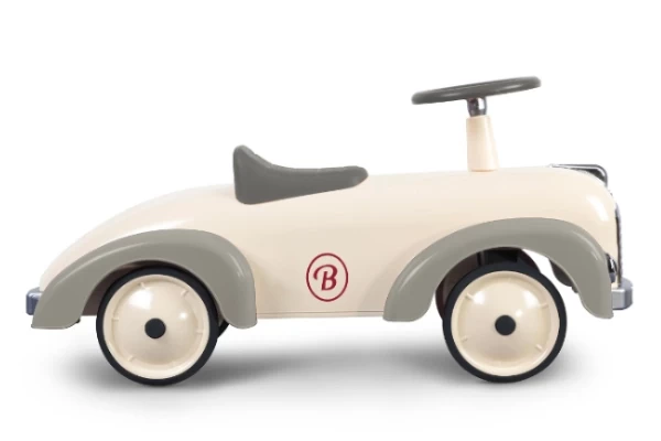 Die Sitzhöhe beträgt 25 cm