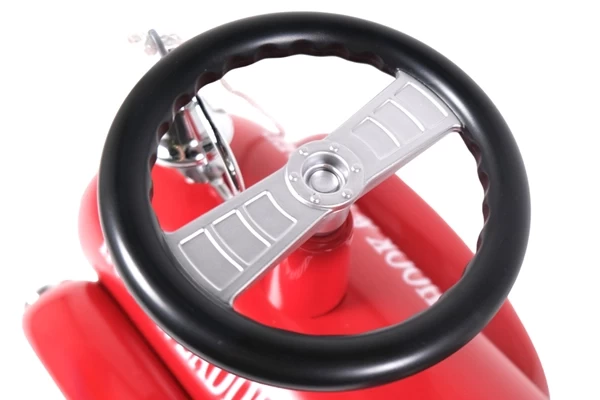 Das Lenkrad am Feuerwehrauto