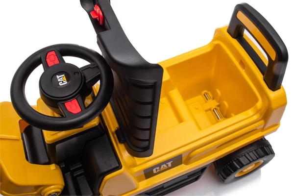 Stauraum unter dem Sitz