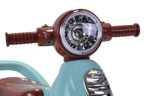 Es gibt echtes Licht im Scheinwerfer