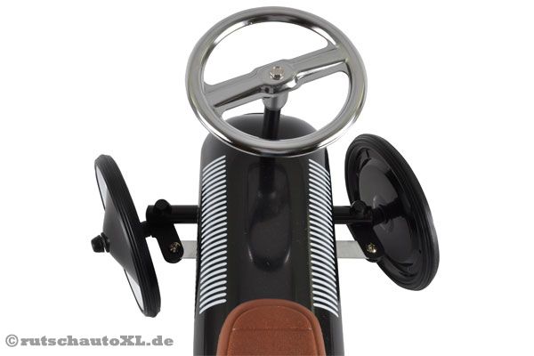 Metall Lenkrad in Chrom.