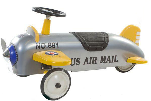 Charles Flugzeug im angesagten Retro Look.