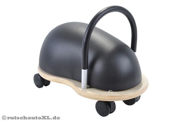 Kompaktes Rutschauto, nimmt wenig Platz ein.